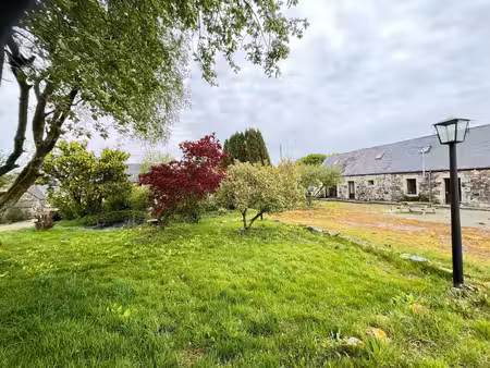 hameau de caractère avec fort potentiel touristique