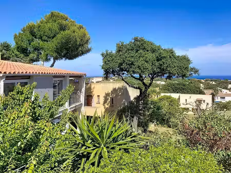 immeuble de 6 studios vue mer