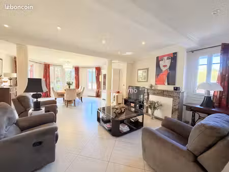 maison 6 pièces 139 m²