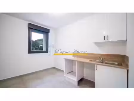 le teil à louer grand appartement t4 avec parkings