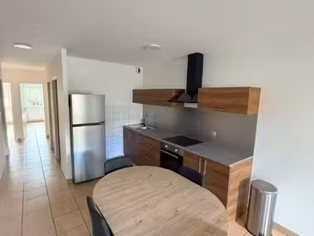 lexy : appartement meuble t3