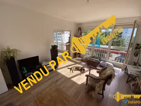 appartement 4 pièces 79 20m2 - cave 5m2 + parking privatif