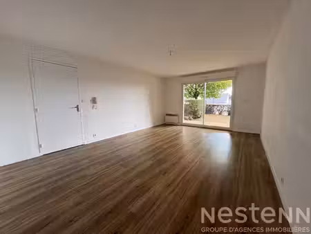 à louer - bel appartement t3 de 67 m² avec jardin et terrasse à pluneret