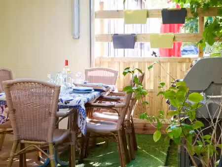 double studio en rez-de-jardin à 100m des plages