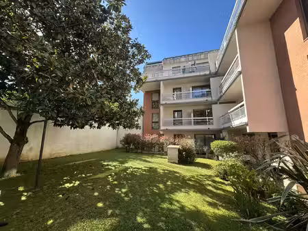 busca - t3 meublé de 65m2 avec terrasse et parking en sous-s