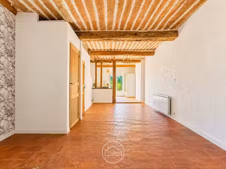 gémenos au coeur du village charmant triplex 4 pièces de 91