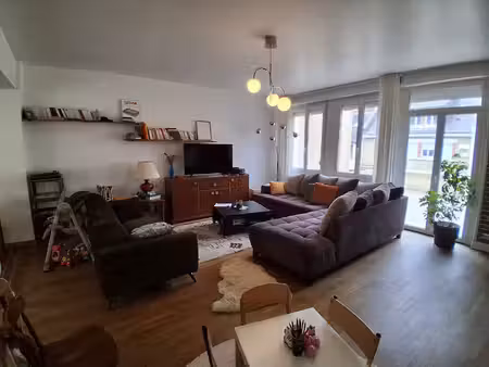 maison mitoyenne de 190 m2 sh avec terrain et garages à nouzonville
