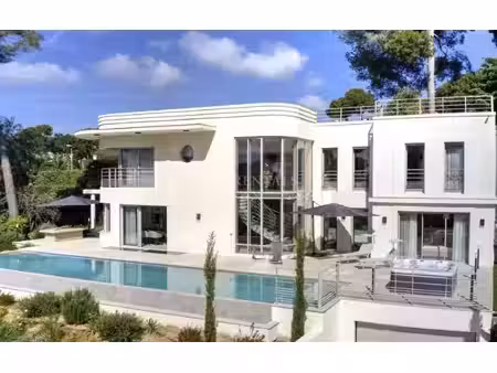 magnifique villa neuve à antibes