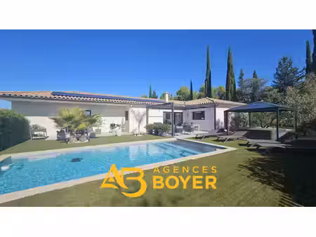 villa contemporaine de plain-pied avec vue panoramique excep