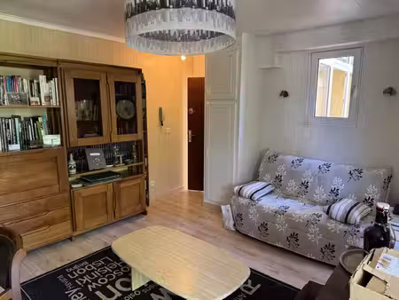 appartement avec balcon  parking et cave
