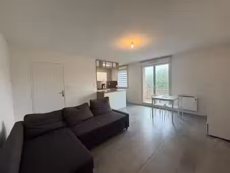 location meublée appartement 2 pièces 47.71 m² à beuvrages (59192)  615 €