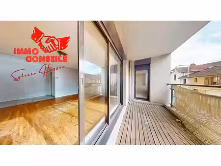 grand t4 de 98 m2 terrasse loggia secteur montchat