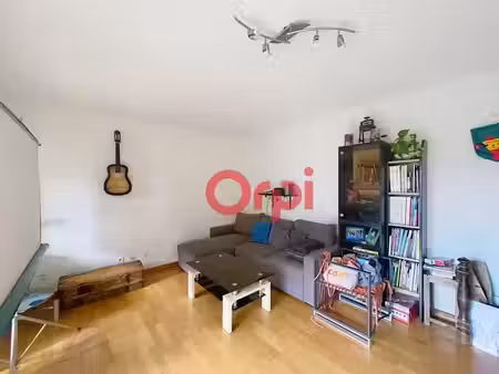 location meublée appartement 3 pièces 75.38 m² à saint-julien-en-genevois (74160)  1 535 €