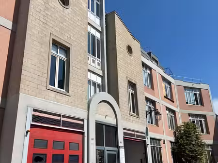 location local d’activités 80m²