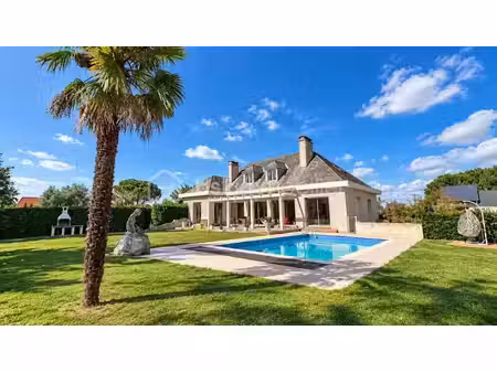 vente maison 12 pièces 233 m² à bours (65460)  339 900 €