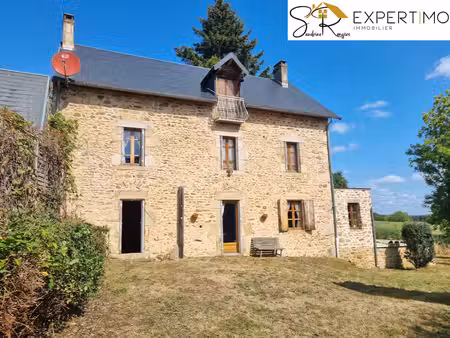 maison de caractère 122 m² – 4 chambres – grange – jardin 45407 m² – calme