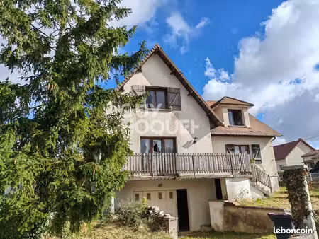 maison 7 pièces 250 m²