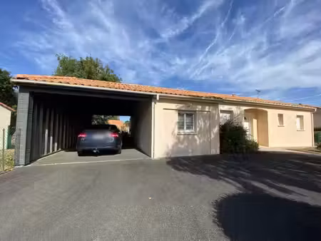 plain pied avec 3 chambres sur 644m2 de terrain