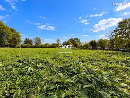 terrain 3250 m² la haye-pesnel