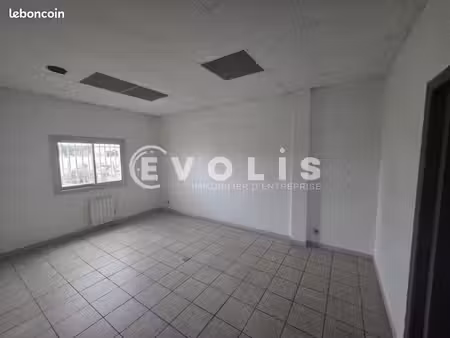 bureaux 96 m²