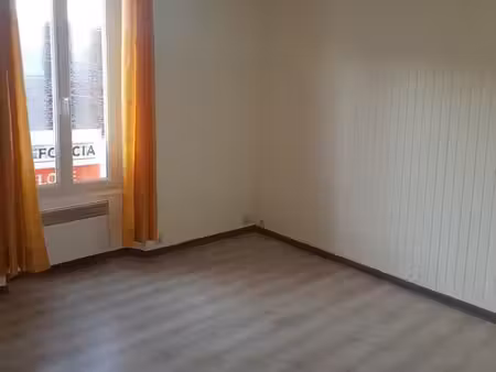 appartement f1 à louer - 2 pièces - 30 03 m2 - coulommiers - 77 - ile-de-france