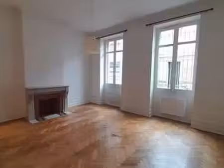 location appartement t1 à bordeaux (33000) : à louer t1 / 38m² bordeaux