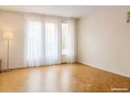 appartement grand studio à vendre