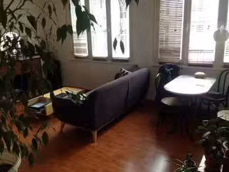 location appartement 2 pièces à nantes (44000) : à louer 2 pièces / 55m² nantes