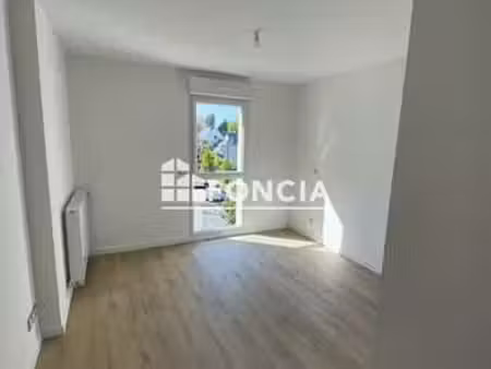 location appartement 2 pièces à orvault (44700) : à louer 2 pièces / 48m² orvault