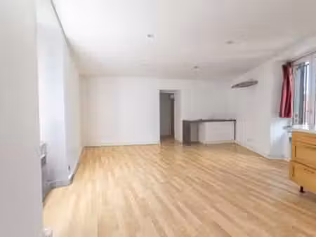 location appartement 3 pièces à rezé (44400) : à louer 3 pièces / 52m² rezé
