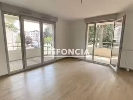 location appartement 3 pièces à saint-sébastien-sur-loire (44230) : à louer 3 pièces / 63m