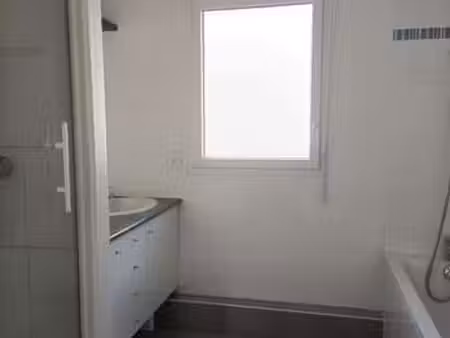 location maison à nantes doulon - vieux doulon (44000) : à louer / 92m² nantes doulon - vi