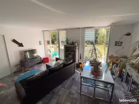 appartement 3 pièces avec balcon  cave et parking – chaville