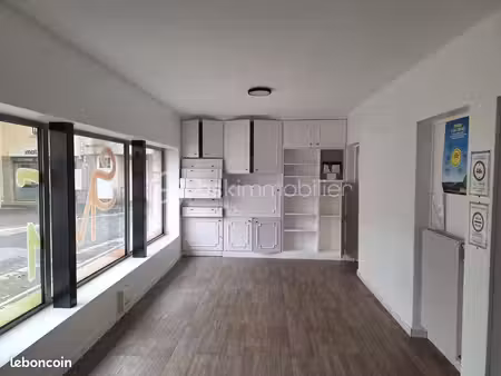 local commercial 103 m²