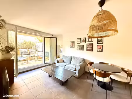 appartement 2 pièces 51 m²
