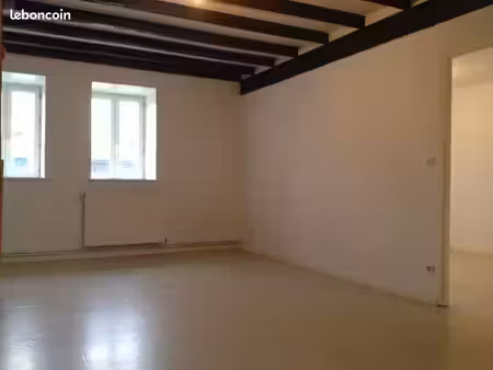f3