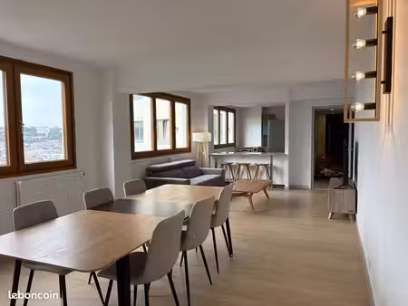 colocation 5 chambres louée et meublée  142 m²  11 3 % brut