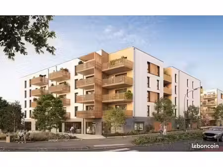 local commercial 220 m²