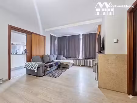 alost : appartement à rénover près du centre-ville.