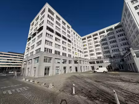 immeuble de bureaux sur l'entrepotkaai sur l'eilandje