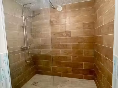 f3 de 60 m2 en vente à bourbonne les bains