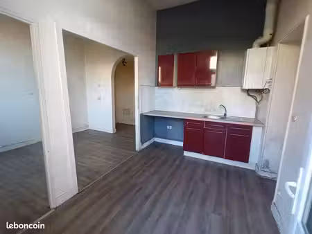 pau sud - limite jurancon - agréable appartement f1bis de 25m2