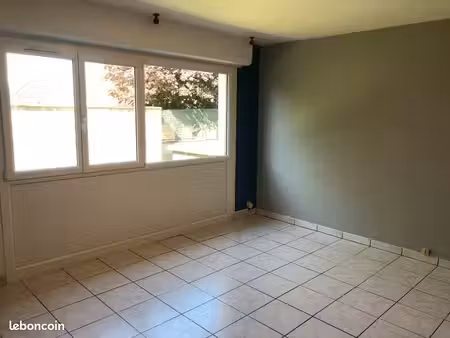 studio 28 m2 cormelles rdc résidence calme