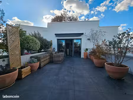 ​t2 d'exception 67m² - terrasse et loggia de 53m² sans vis-à-vis - dpe b
