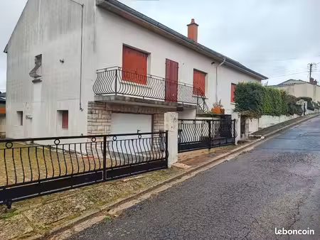maison 2 chambres + bureau