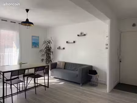 t3 meublé centre-ville refait à neuf + garage