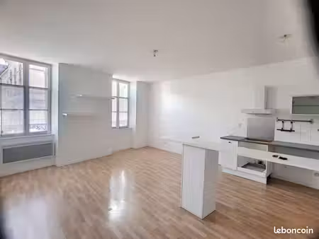 appartement 4 pièces 93 m²