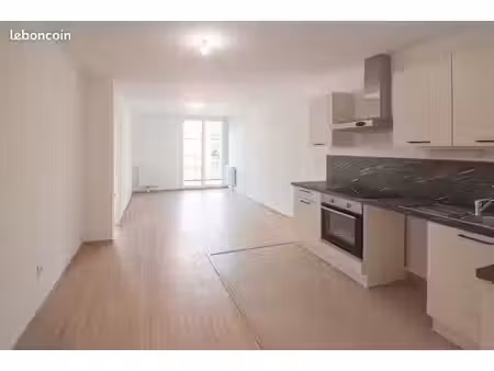 appartement 1 pièce 48 m²