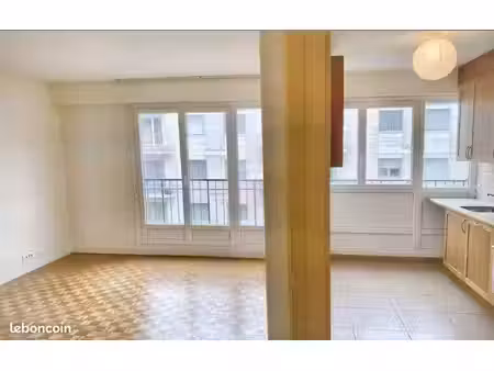 appartement très bon état paris 16