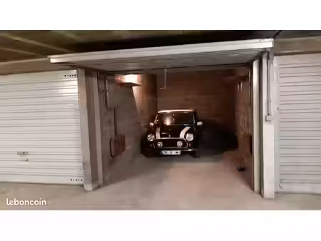 garage sécurisé - rue des aravis - annecy